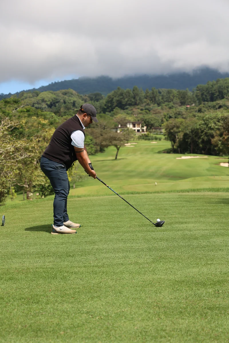 Lucero Panama Real Estate golf2