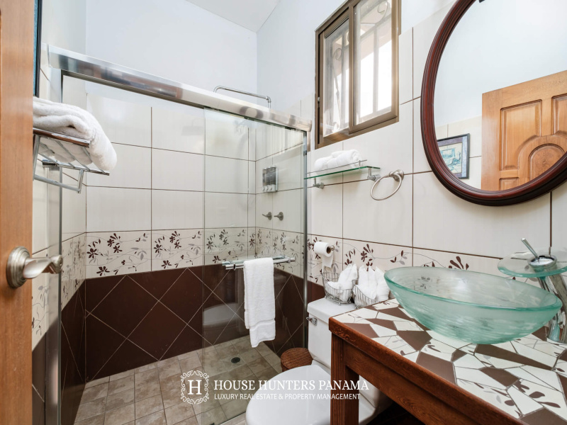 David, Chiriqui, Panama,3 Bedrooms,3 Bathrooms,Homes,For Sale